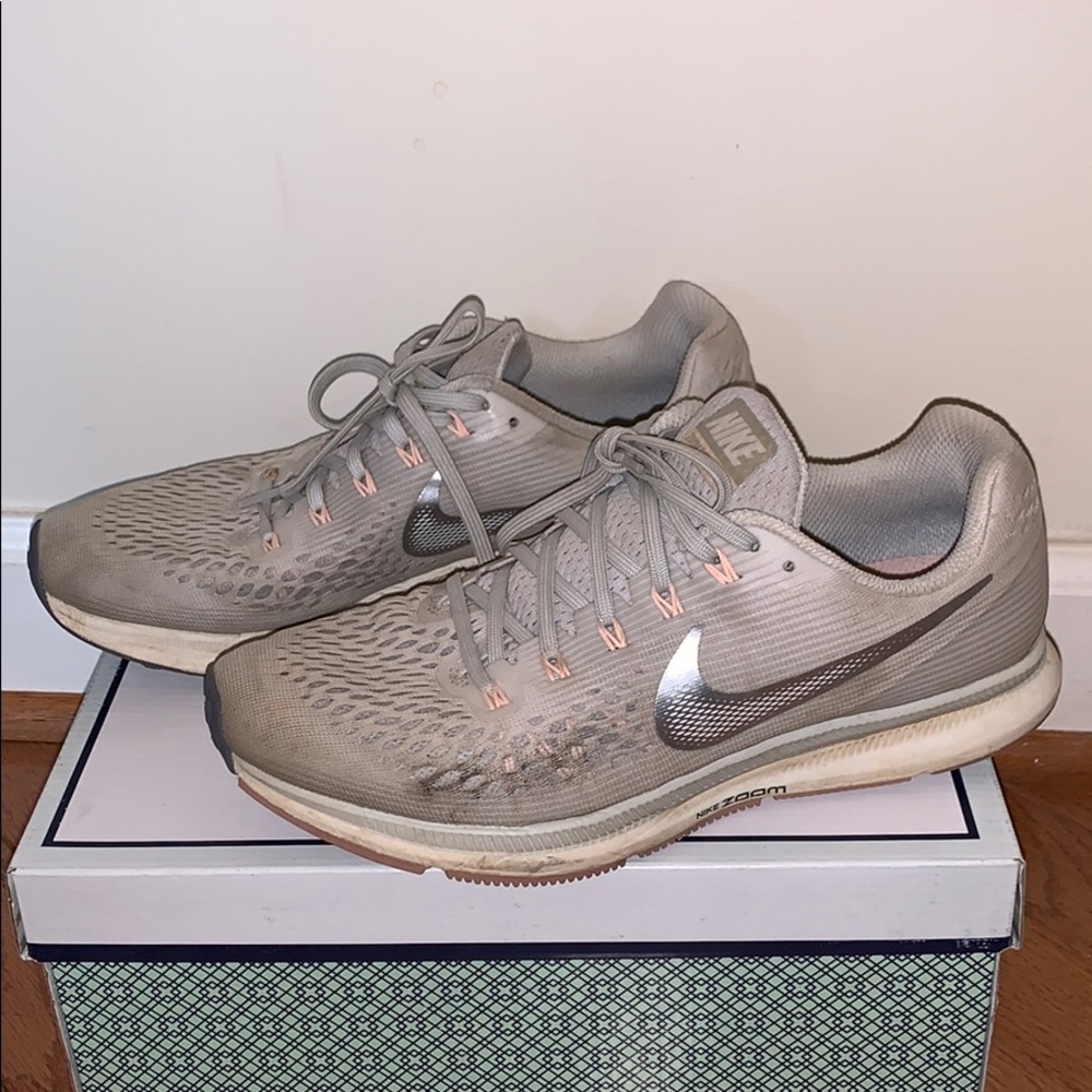Nike Women’s Zoom Pegasus 34